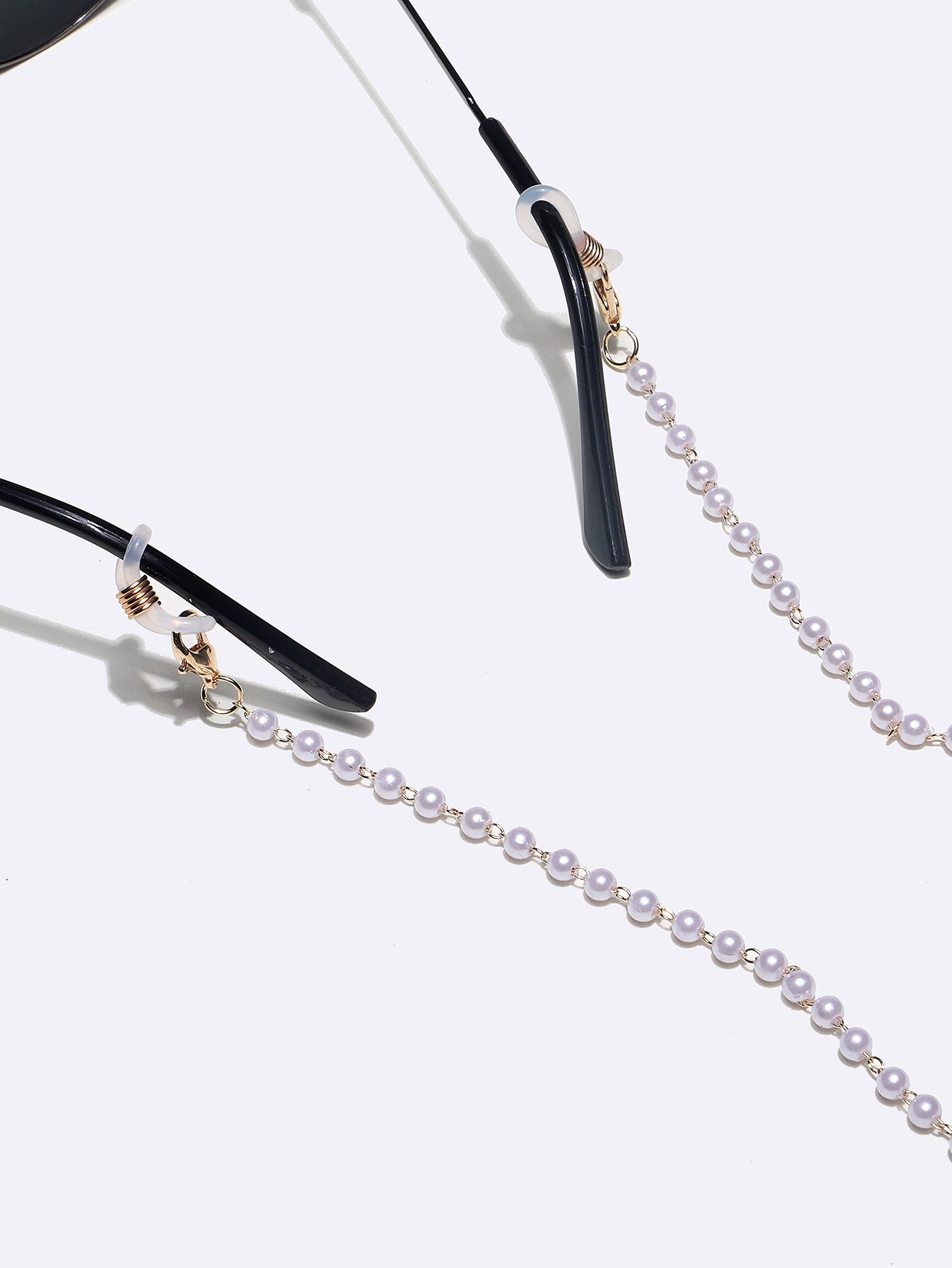 Simple Two-piece Black White Pearl Glasses and Mask Copper Chain