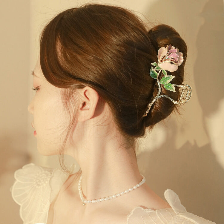 Streetwear Floral Alloy Hair Claw Clip - Korean Style Rose Design