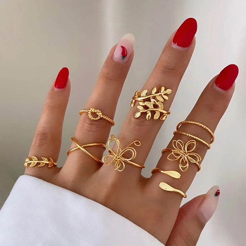 Butterfly Leaf Alloy Ring Set - 18K Gold Floral Stackable Rings for Women (8 Pieces)