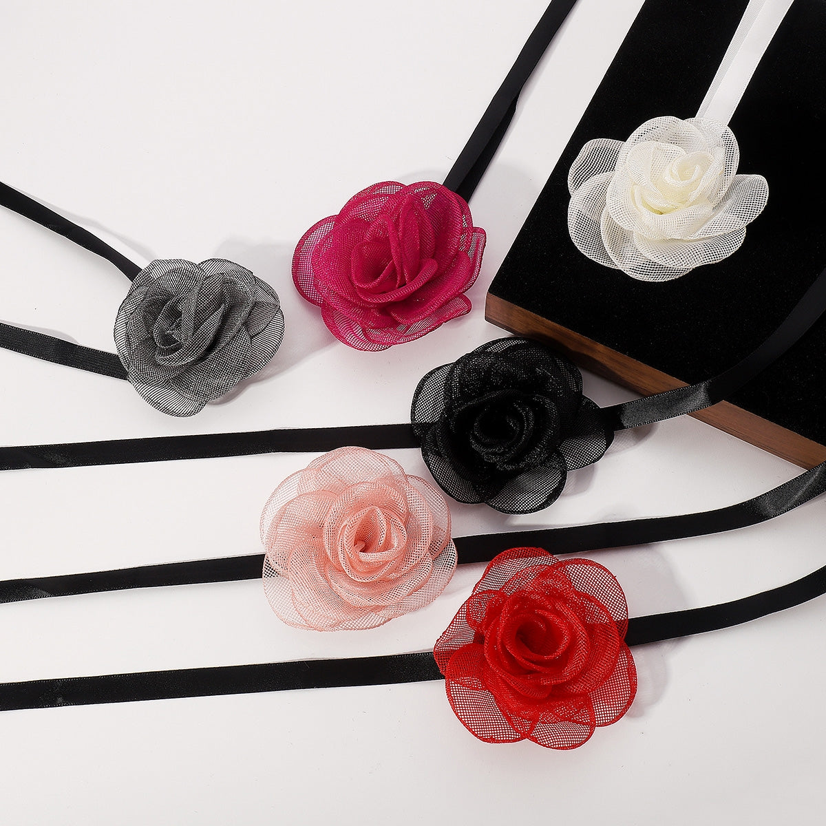 Sweet Artistic Rose Bow Tie Choker Necklace