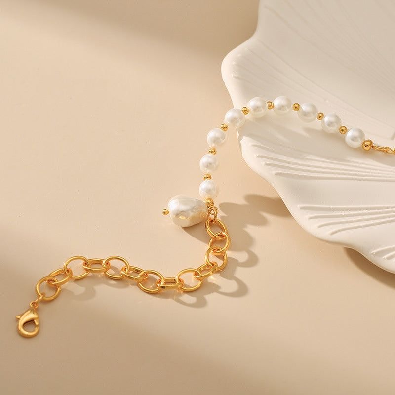 18k Gold Plated Pearl and Shell Bead Bracelet with O-Shaped Chain