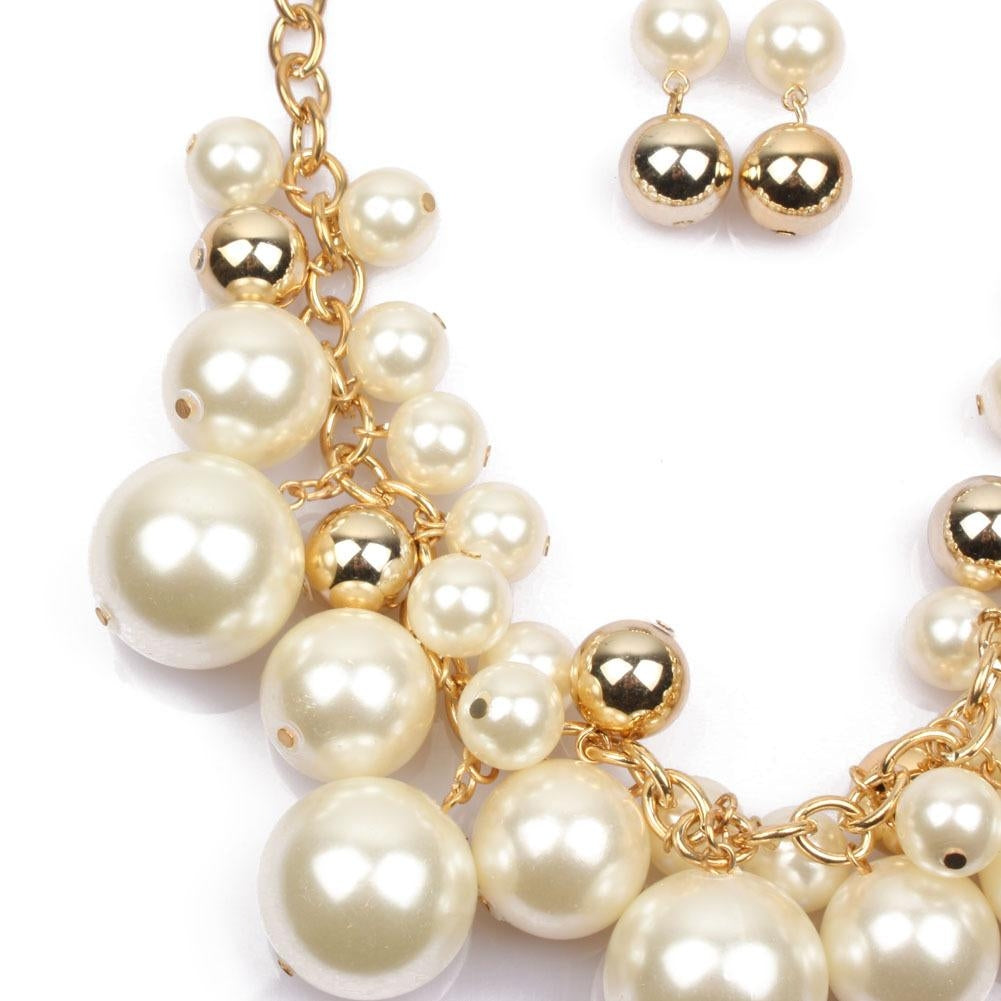 Elegant Geometric Imitation Pearl Clavicle Necklace