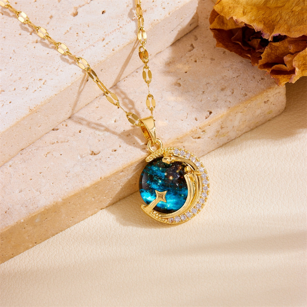 18K Gold Plated Vintage Moon and Star Pendant Necklace with Rhinestones