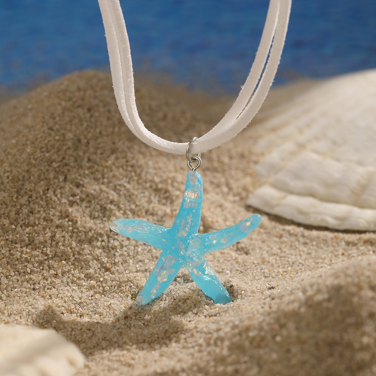 Vacation Beach Starfish Resin Pendant Necklace - Simple Style Ocean-Inspired Women's Jewelry