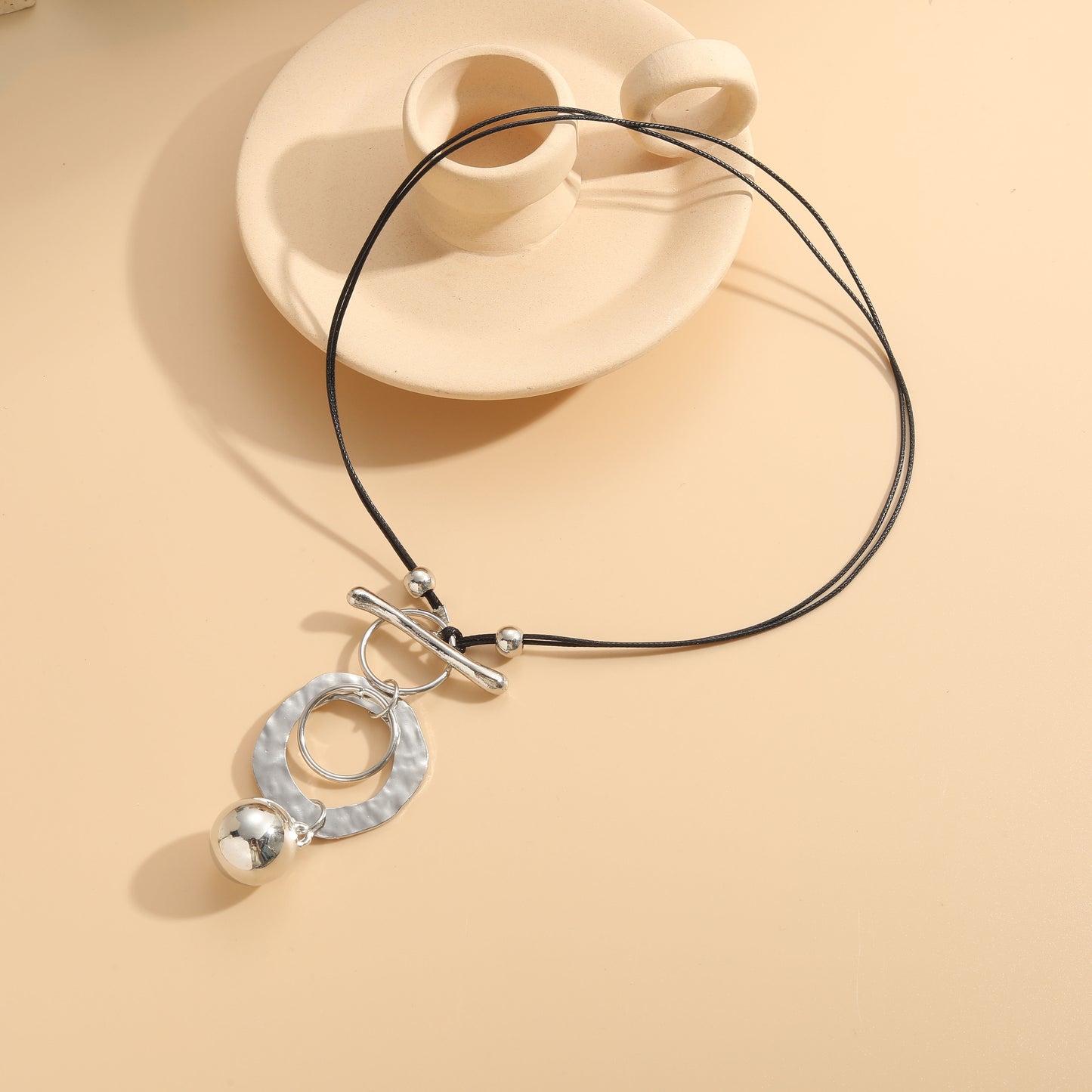 Vintage Geometric Heart Alloy Pendant Necklace