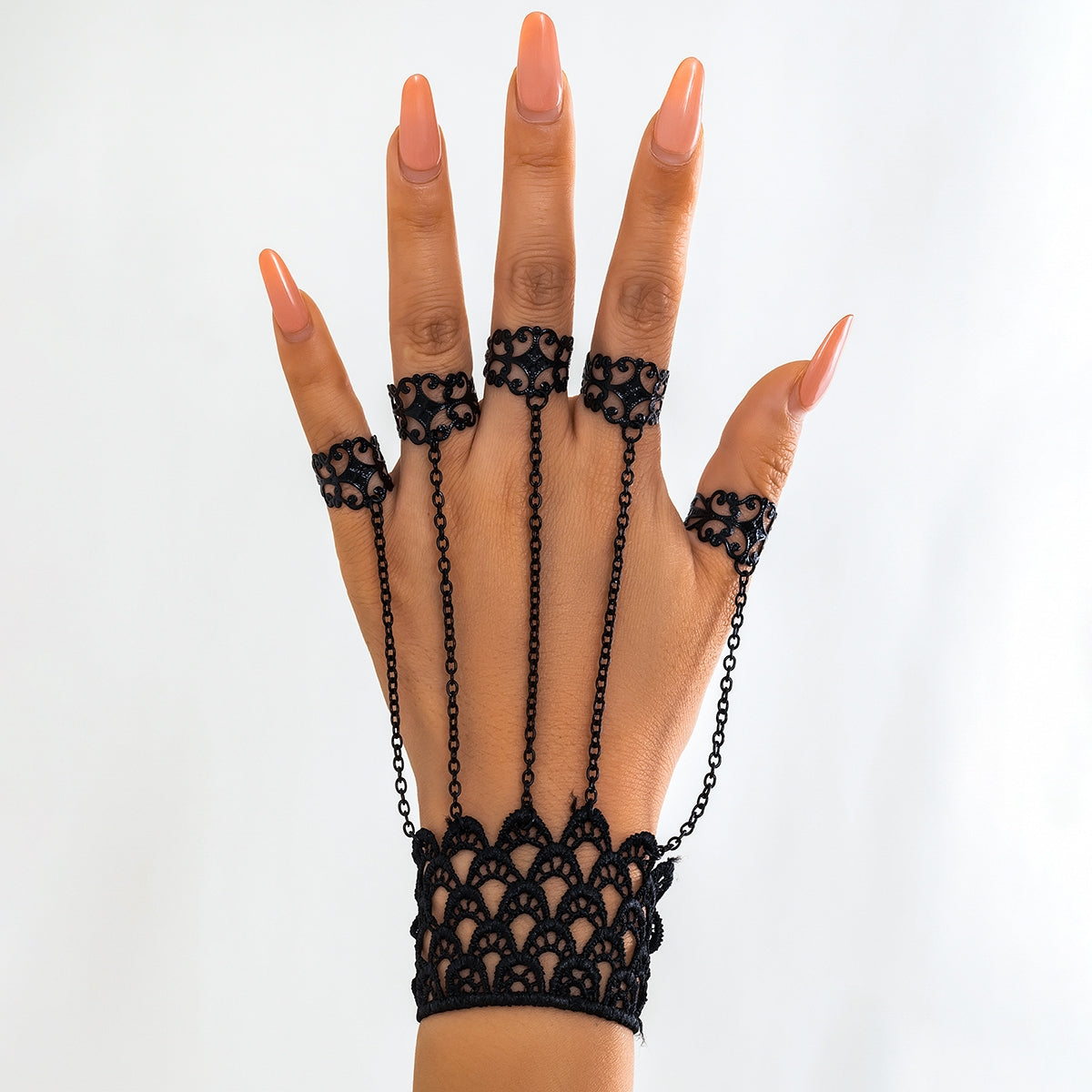 Vintage Irregular Round Monogram Lace Chain Women's Bracelet Set with Exaggerated Armor Style Fingertip Accessories