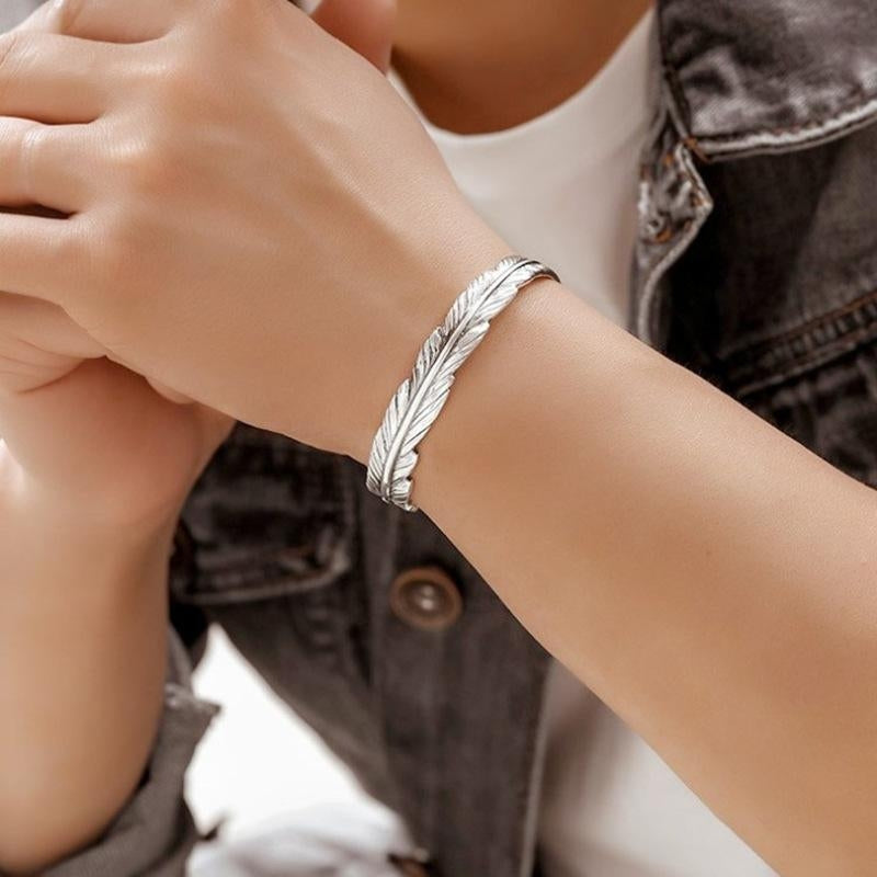 Vintage Feather Alloy Asymmetrical Unisex Cuff Bracelet
