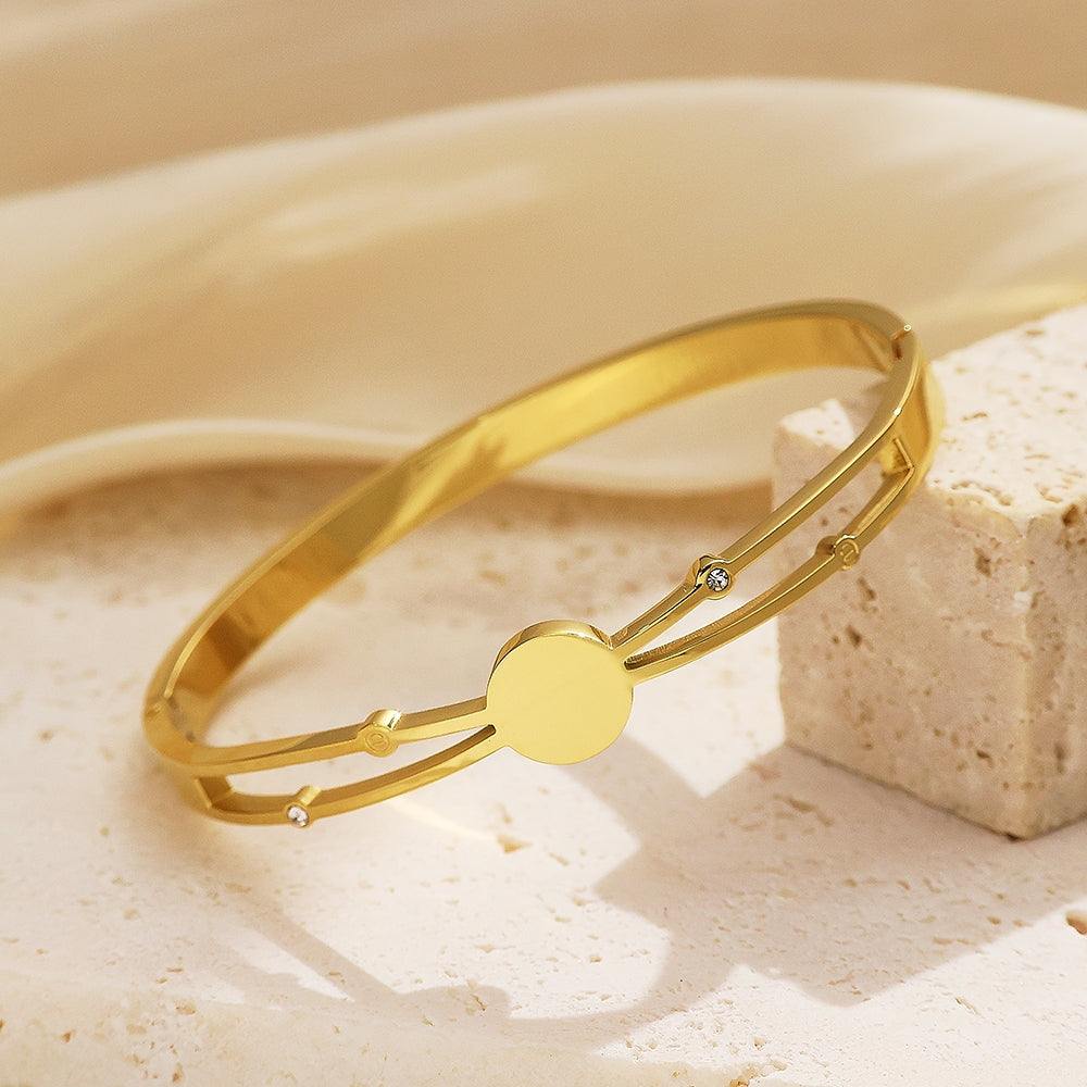 Vintage European and American Style 18K Gold Plated Stainless Steel Bangle with Fine Diamonds for Women