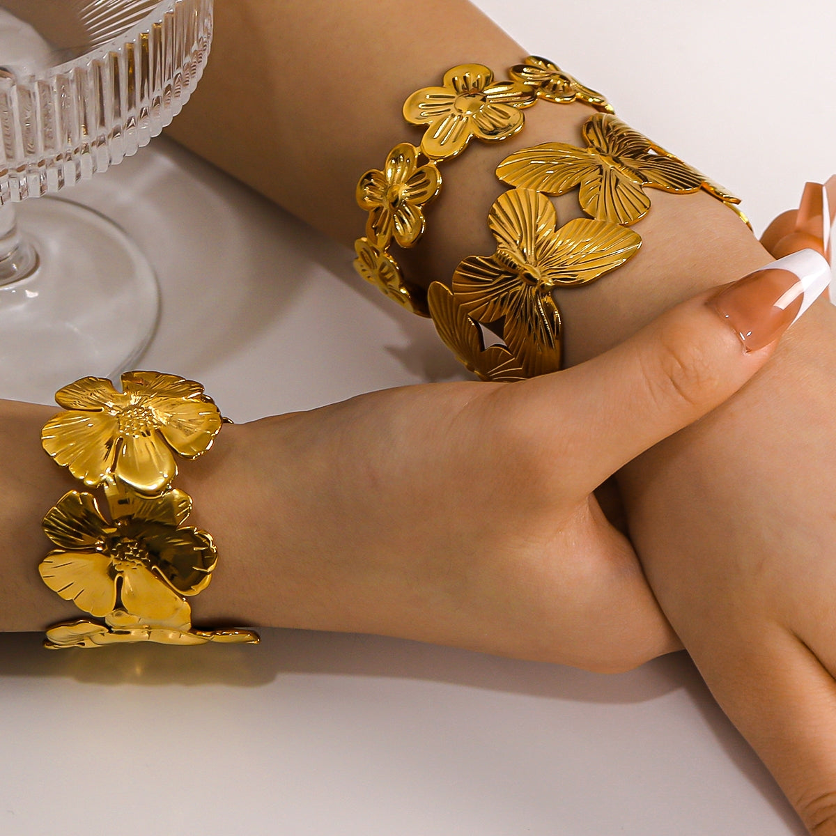 Vintage European Hip-Hop Butterfly & Flower 18K Gold Plated Stainless Steel Bangle Bracelet