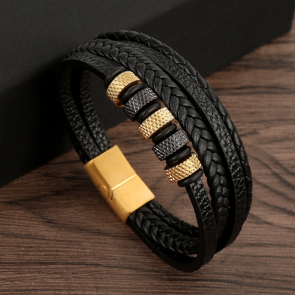 Vintage Style Handmade Men's Leather Bracelet with Electroplated Stainless Steel