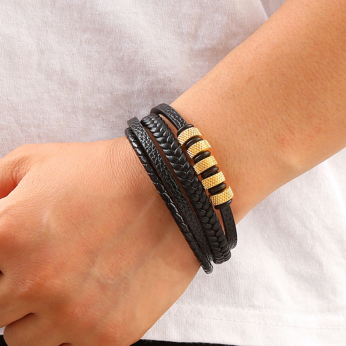 Vintage Style Handmade Men's Leather Bracelet with Electroplated Stainless Steel