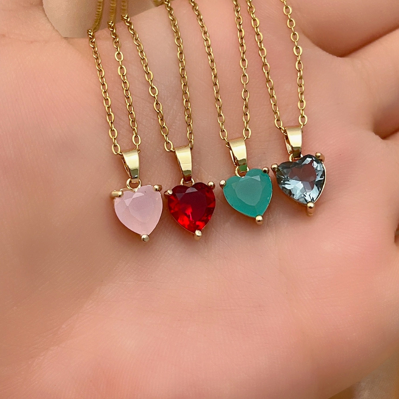 Elegant Heart Shape Gold Plated Zircon Pendant Necklace