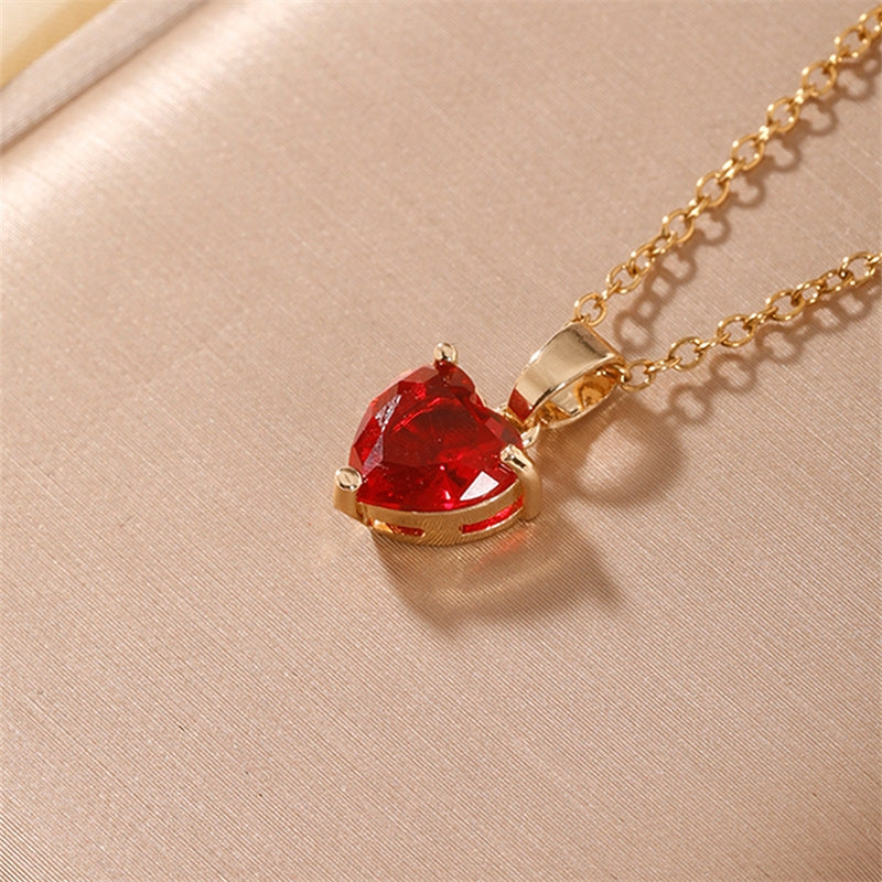 Elegant Heart Shape Gold Plated Zircon Pendant Necklace