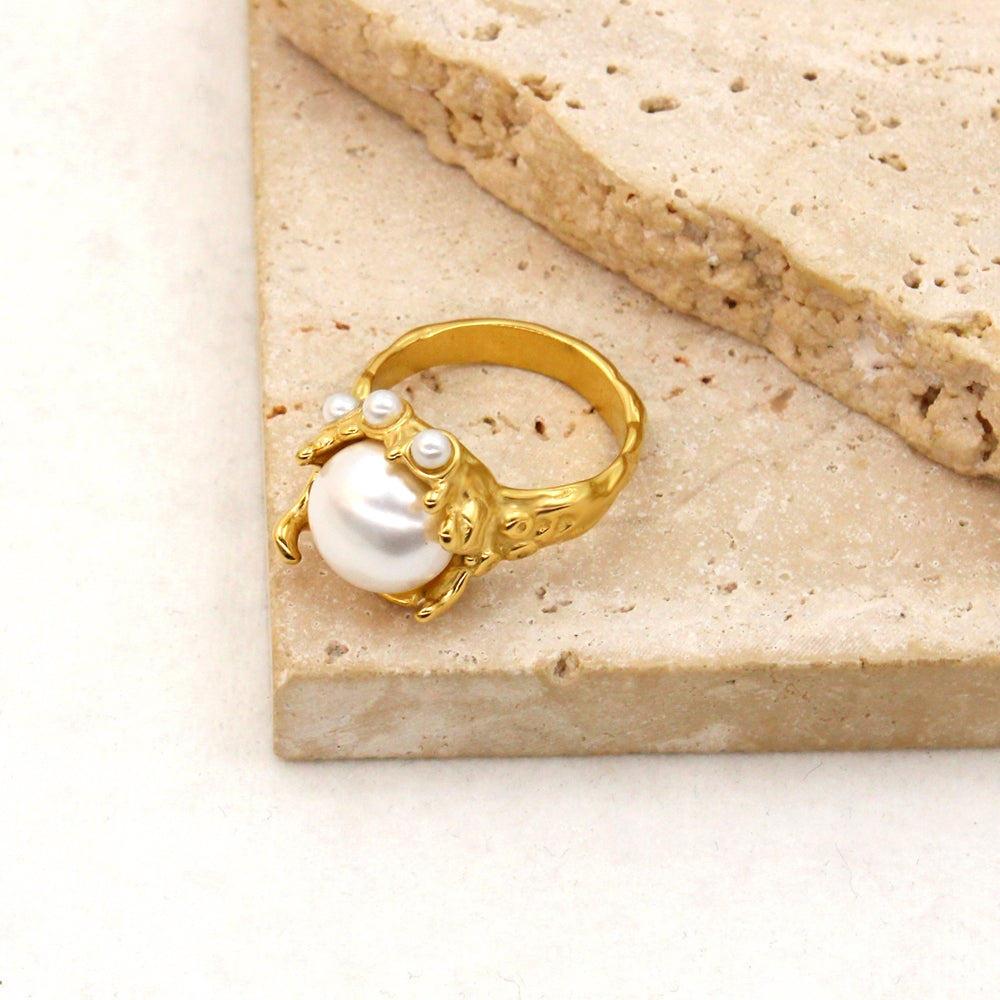 Elegant Geometric 18K Gold Plated Pearl Ring