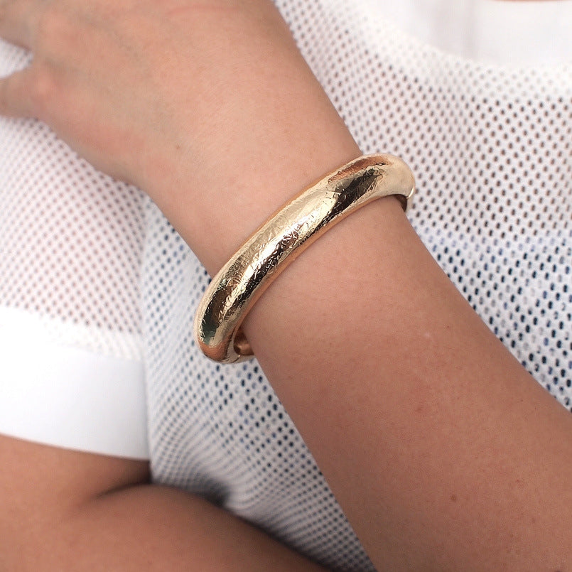 Wholesale Fashion Geometric Alloy Plated Bangle Bracelet