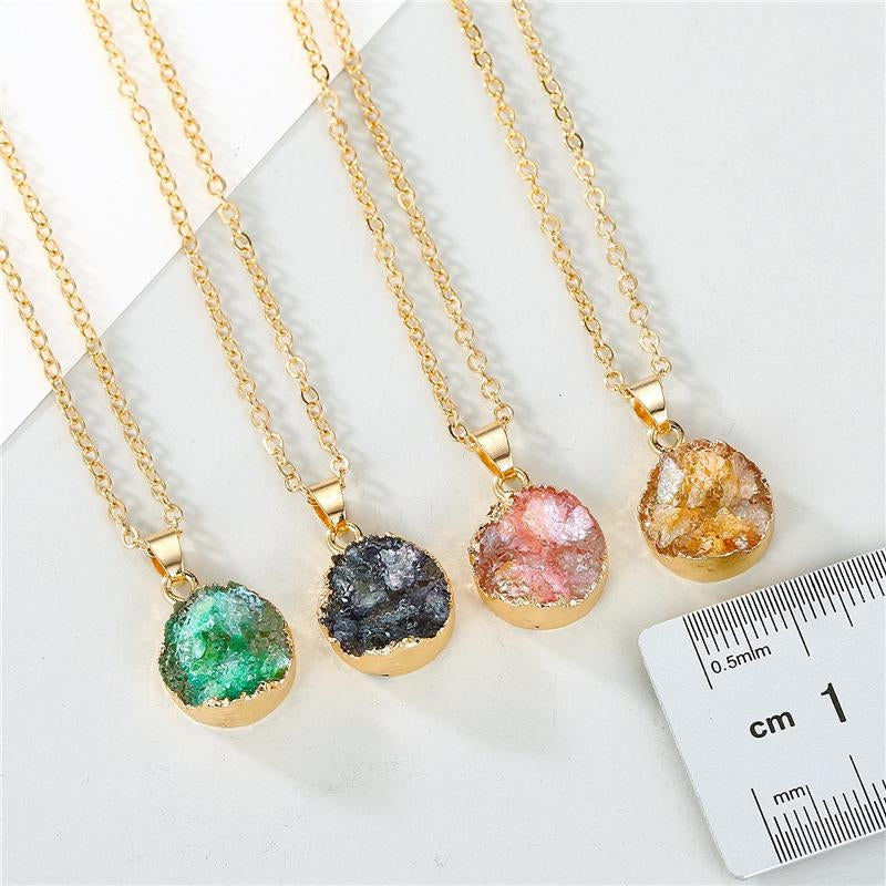 Fashion Round Alloy & Shell Pendant Necklace Resin Design