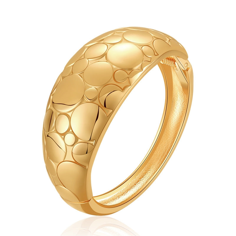 Vintage Circle Alloy Bangle & French Retro Embossed Bracelet Set