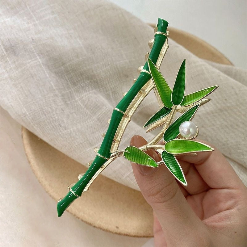 Women's Chinoiserie Bamboo Butterfly Hair Claw Clip - Elegant Summer Headdress