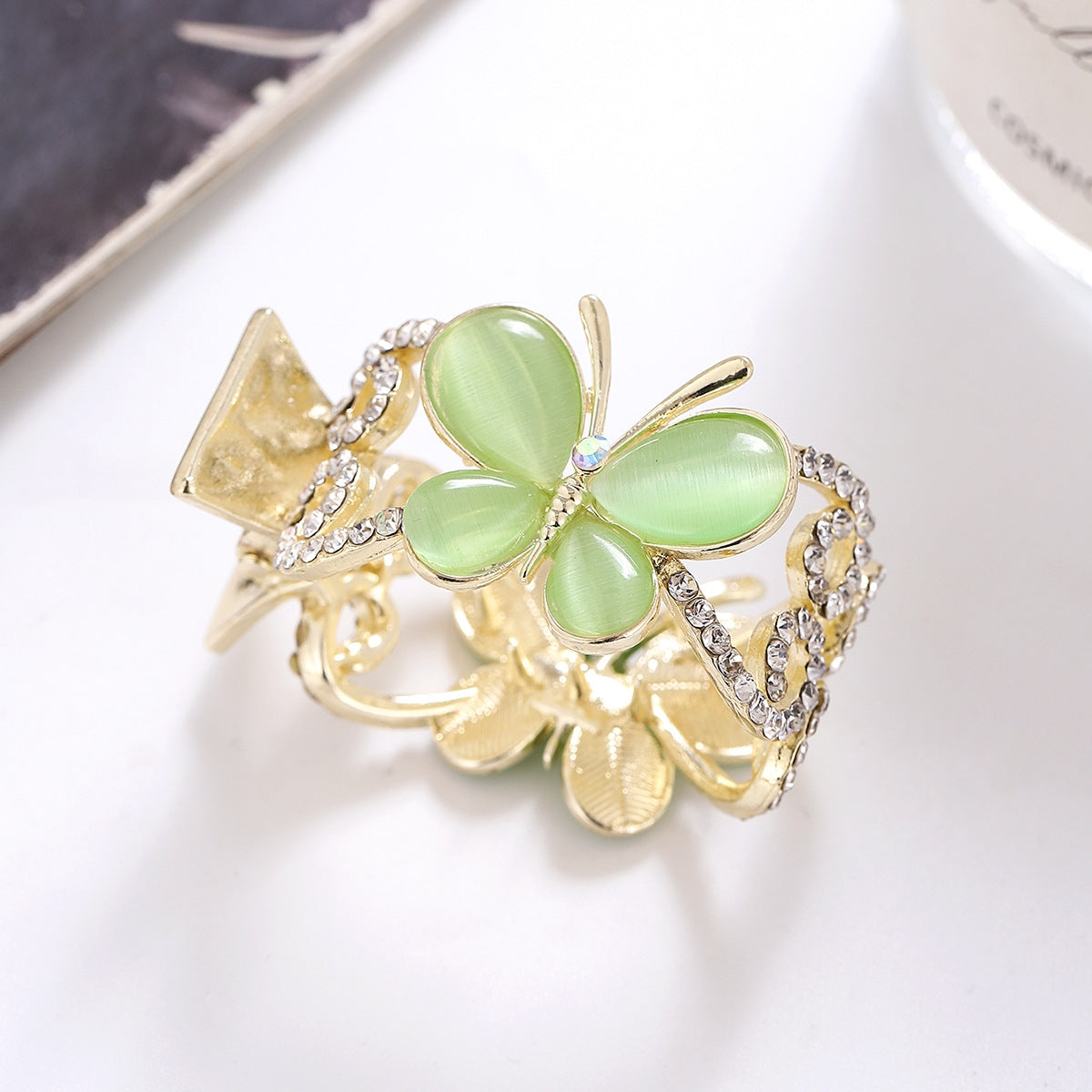 Elegant Women's Butterfly & Clover Hair Claw Clip - Korean Style Hair Accessories