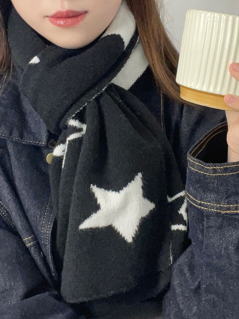 Women's Elegant Star Knit Reversible Scarf - Cozy Winter Accessory