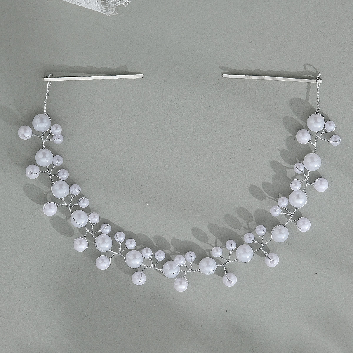 Women's Elegant Geometric Pearl Beaded Hairband for Weddings and Everyday Wear