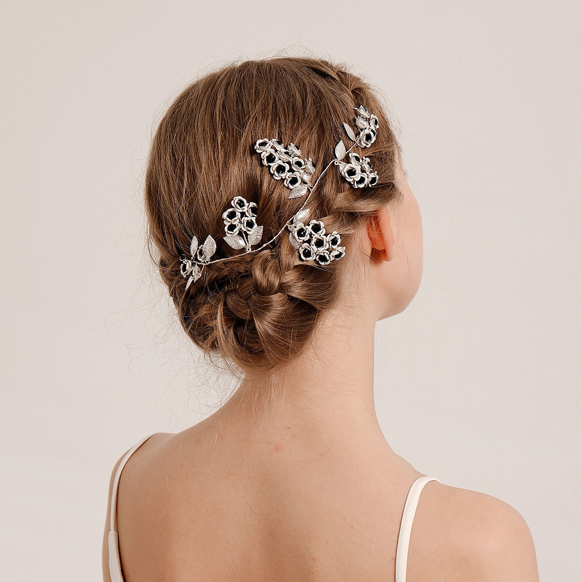 Women's Vintage Flower Alloy Hair Comb - Handmade Bridal & Versatile Hair Accessory