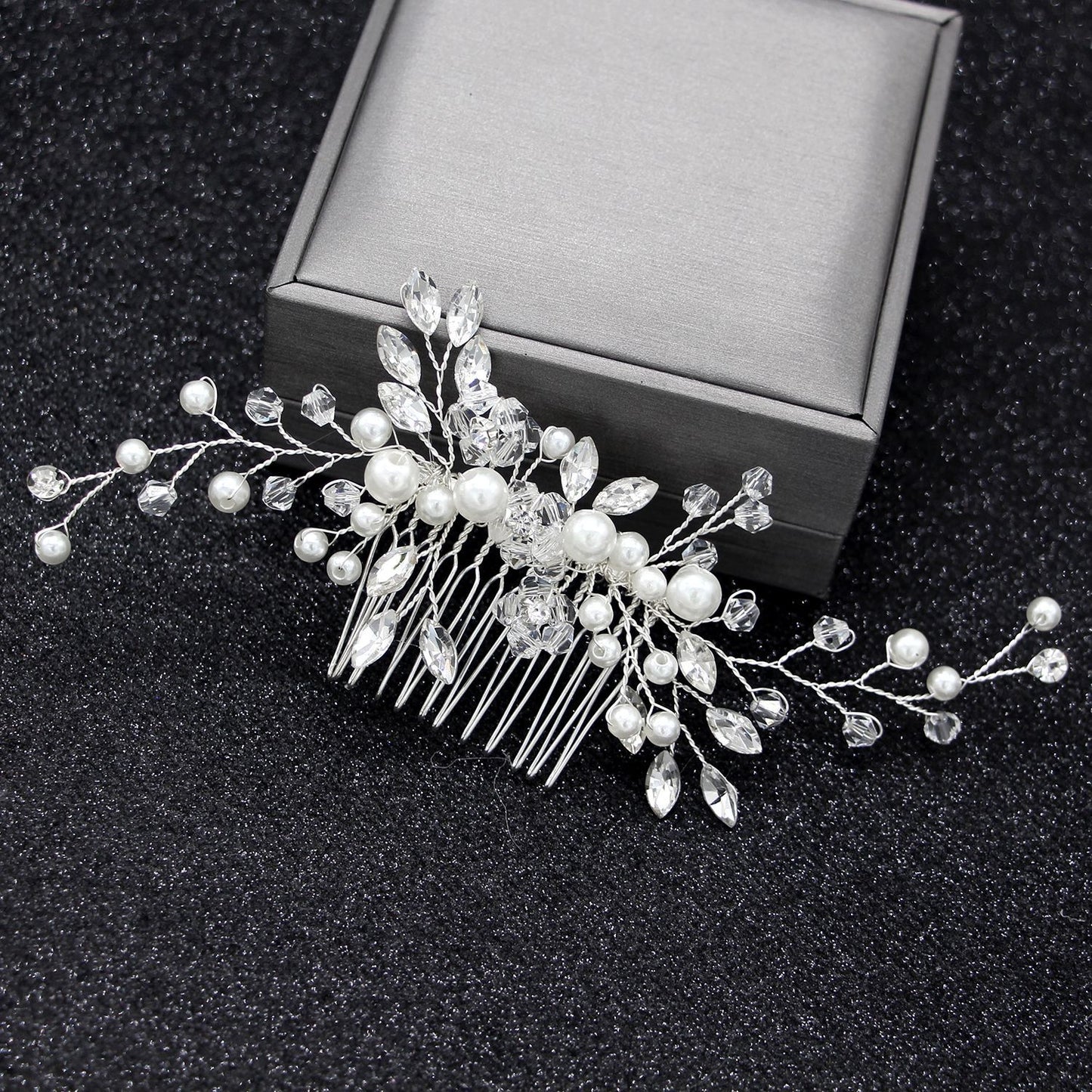 Women's Elegant Pearl and Crystal Hair Comb Bridal Accessory