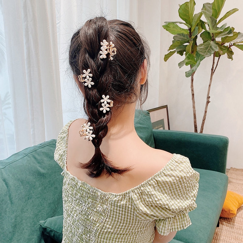 Women's Floral Pearl Hair Claw Clip for Girls and Kids