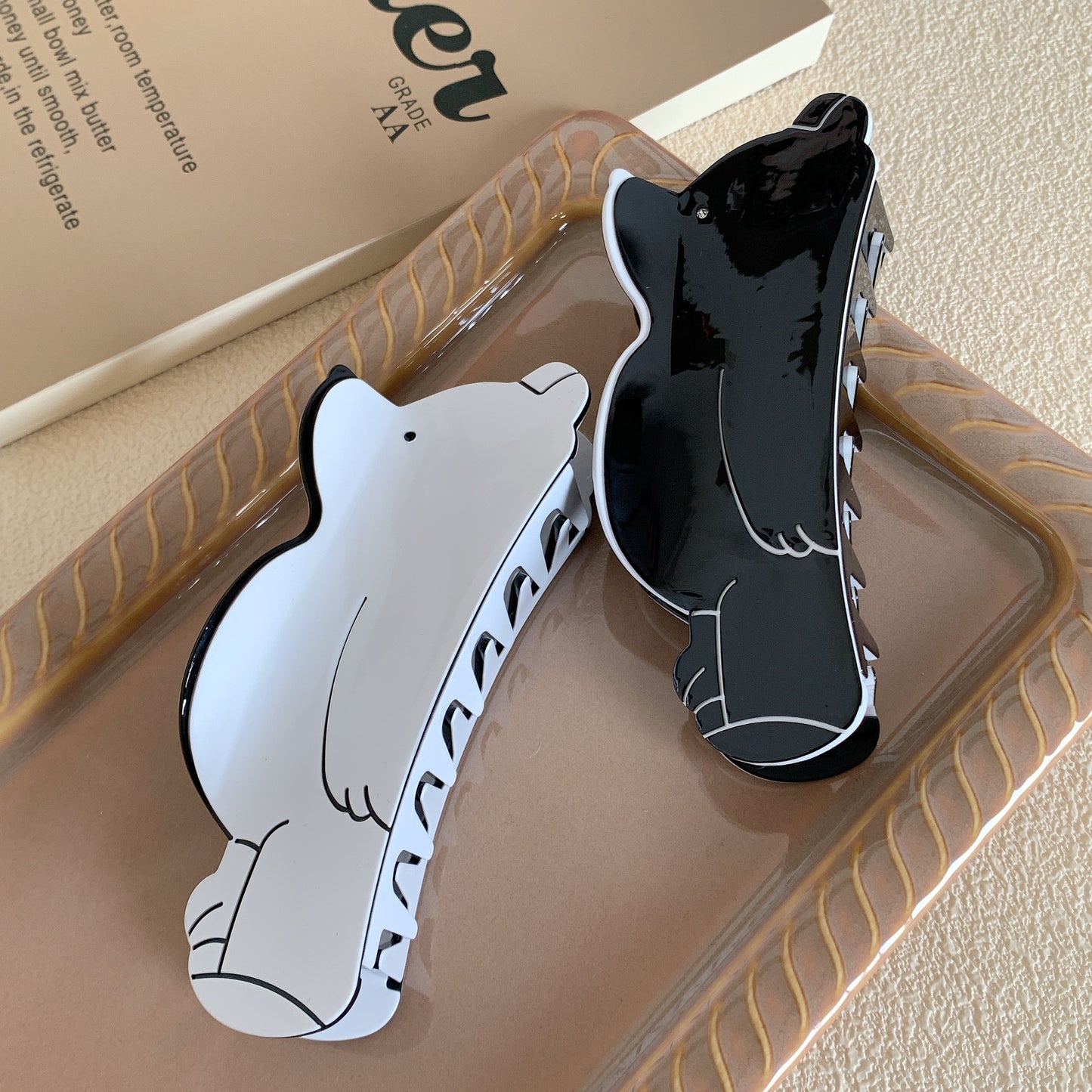 Korean Style Acetate Bear Hair Claw Clip for Women