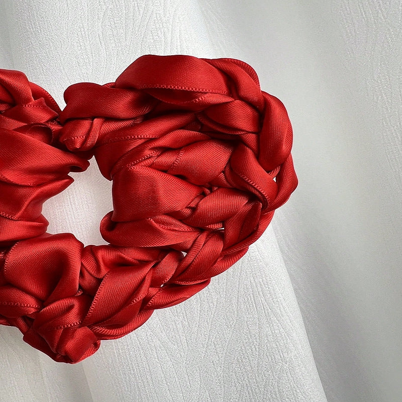 Women's Heart Shape Satin Fabric Hair Tie - European & American Style