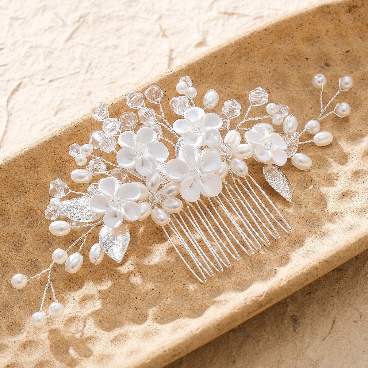 Women's Vintage Floral Imitation Pearl Rhinestone Hair Comb and Bridal Hair Accessory