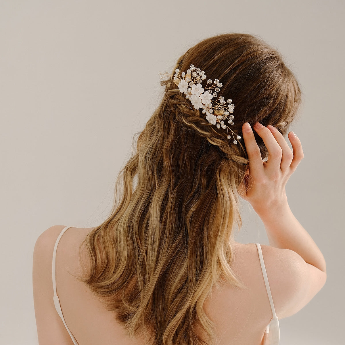 Women's Vintage Floral Imitation Pearl Rhinestone Hair Comb and Bridal Hair Accessory