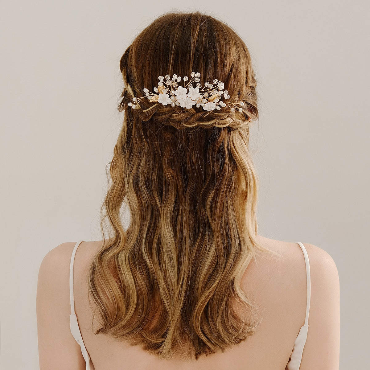 Women's Vintage Floral Imitation Pearl Rhinestone Hair Comb and Bridal Hair Accessory