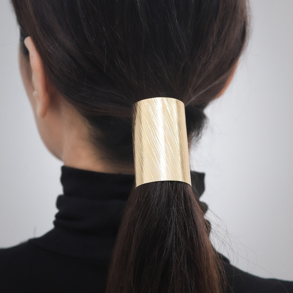 Women's Retro Alloy Plated Hair Buckle - Luxury Metal Ponytail & Bun Accessory