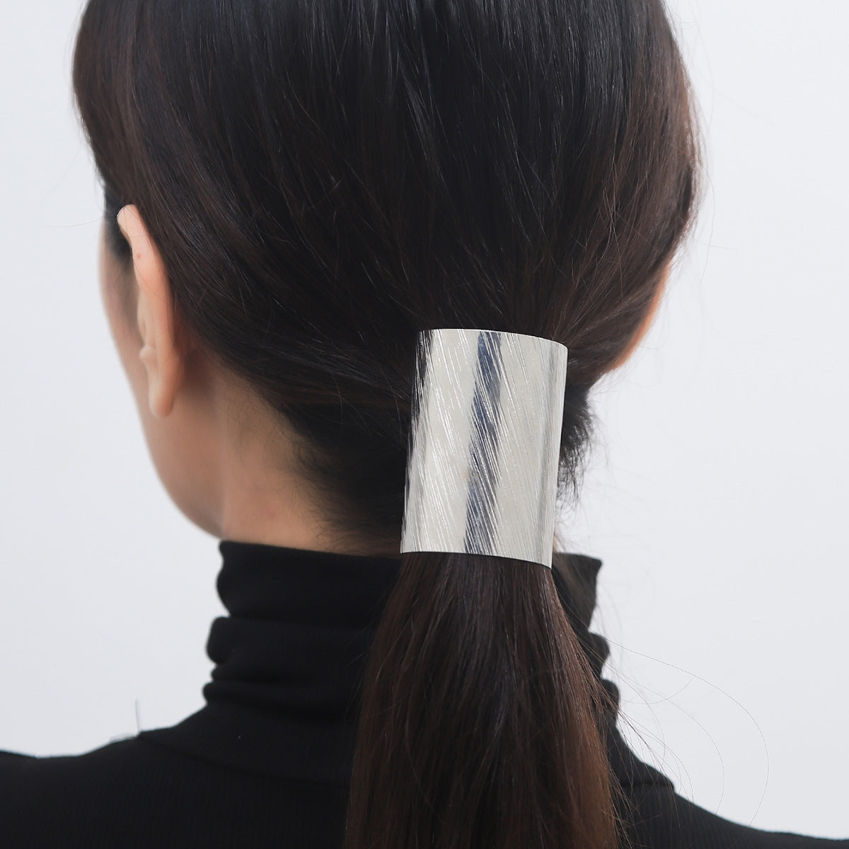 Women's Retro Alloy Plated Hair Buckle - Luxury Metal Ponytail & Bun Accessory