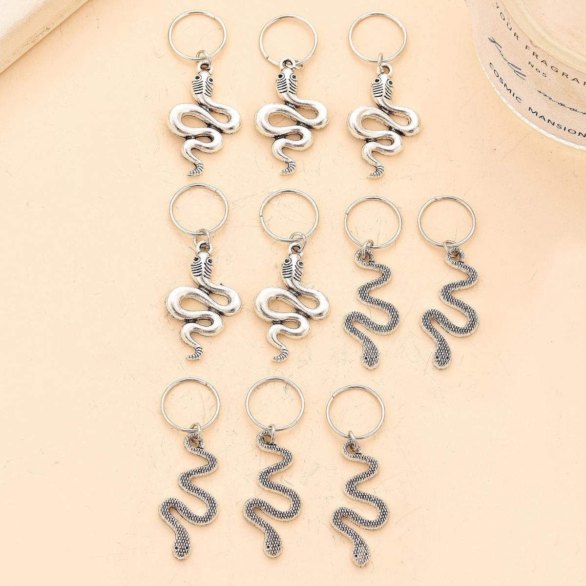 Women's Fashionable Metal Snake Hair Buckle and Braids Accessory Set