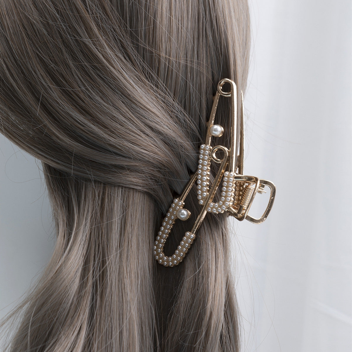 Women's Elegant Metal Plated Pearl Hair Claw Clip