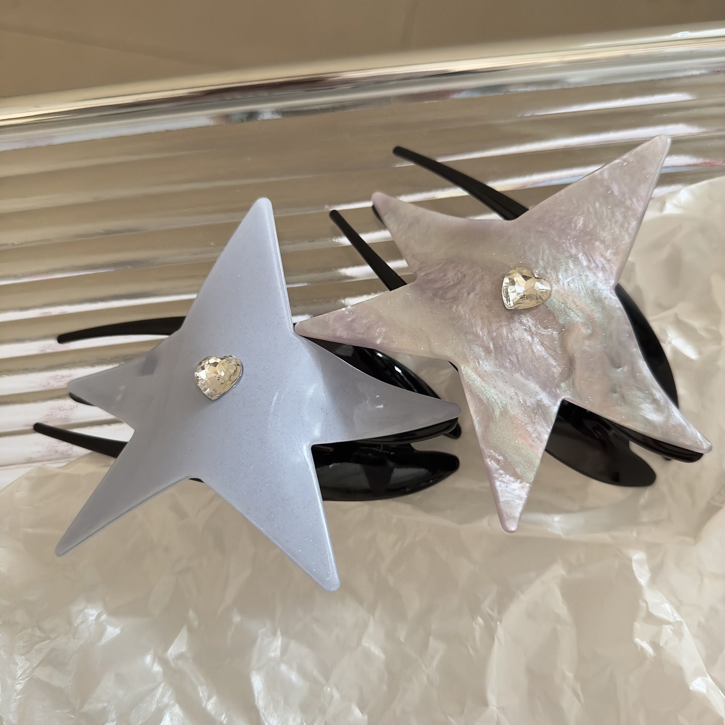 Women's Star Design Acetate Hair Claw Clip - Fashionable Swallowtail Shark Hairpin