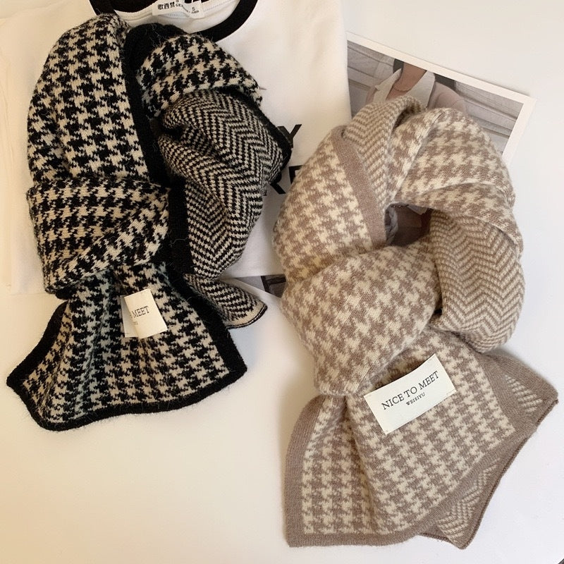 Women's Classic Houndstooth Knit Scarf - Stylish and Warm Reversible Design