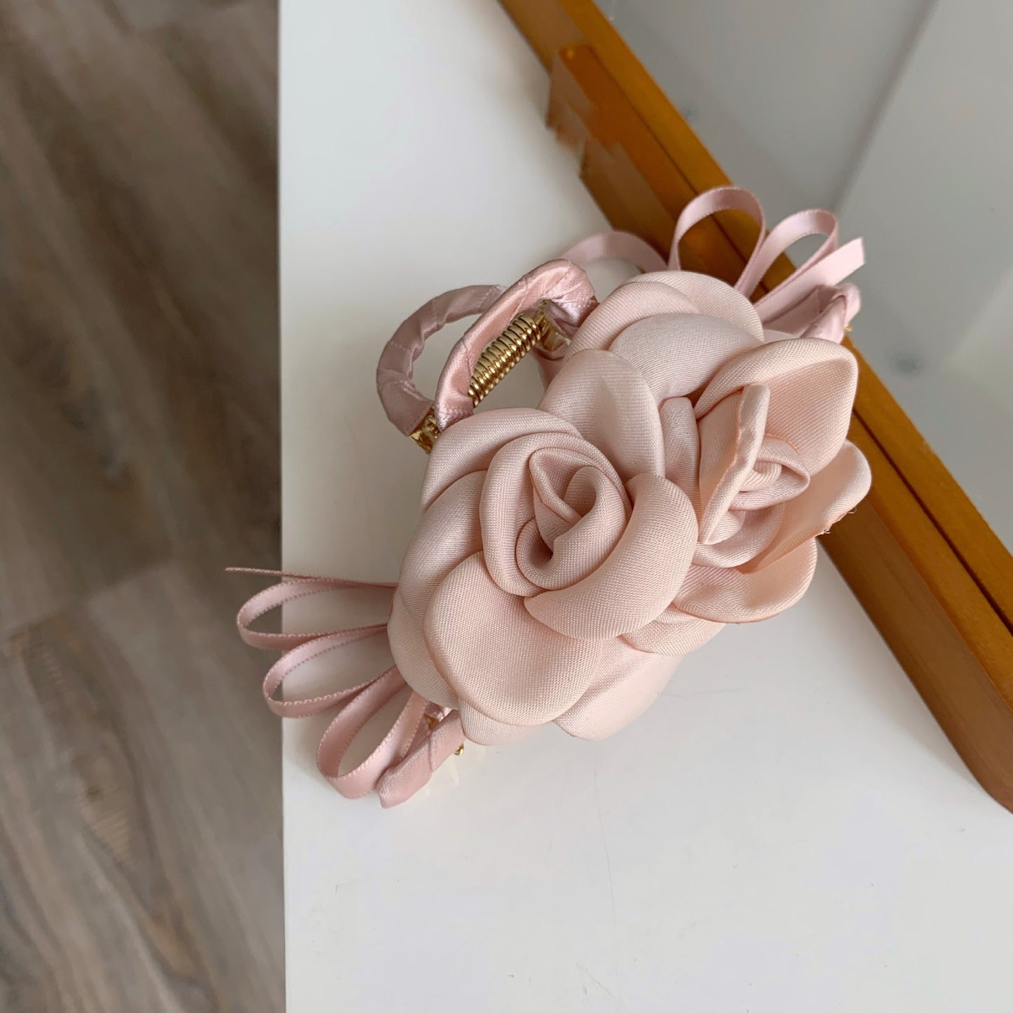 Women's Floral Cloth Hair Claw Clip