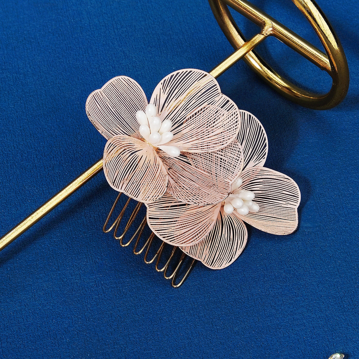 Women's Bridal Flower Crystal Hair Clip and Comb Set