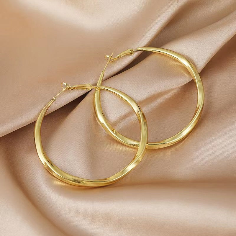 1 Pair Modern Round Gold Plated Alloy Hoop Earrings with 925 Silver Post