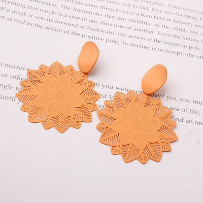 1 Pair Fashion Solid Color Flower Alloy Plating Women'S Chandelier Earrings