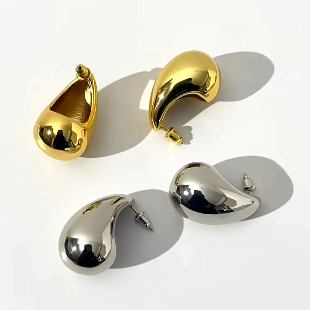 1 Pair Minimalist Wave Design 18k Gold Plated Copper Teardrop Earrings