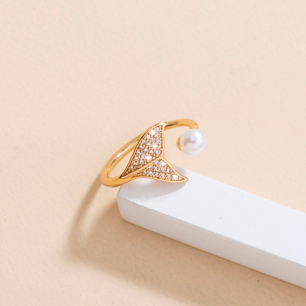 Fashion Zircon Open Ring with Artificial Pearls and Fish Tail Design