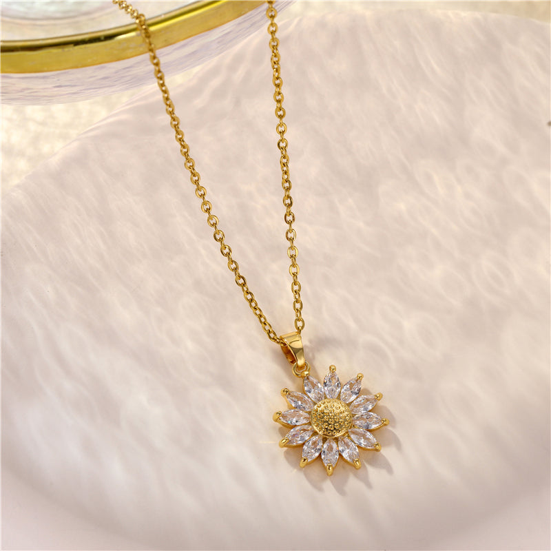 Fashion Sunflower Zircon Pendant Necklace - 18k Gold Plated Stainless Steel