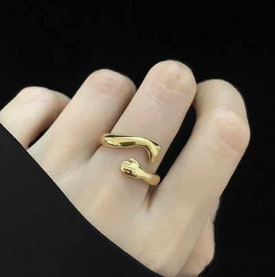 18K Gold Plated Titanium Steel Hug-Shaped Fashion Ring