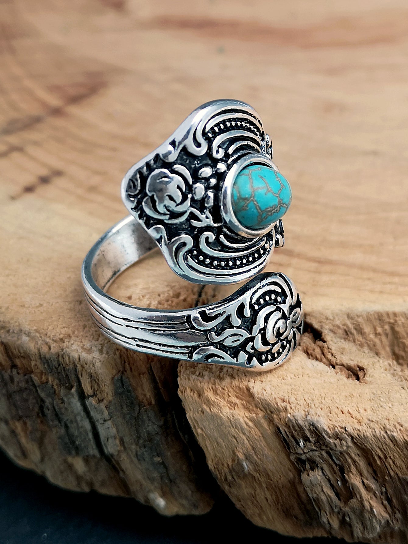 Creative Retro Turquoise Rose Carved Silver Ring