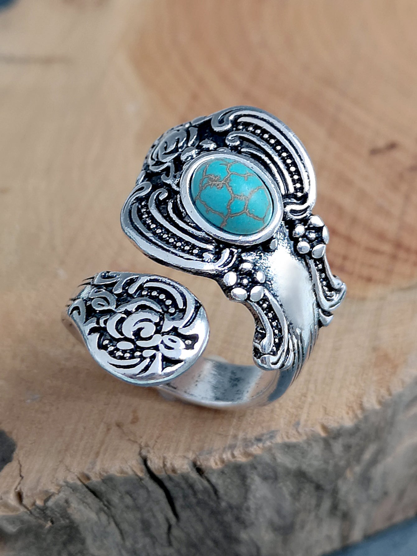 Creative Retro Turquoise Rose Carved Silver Ring