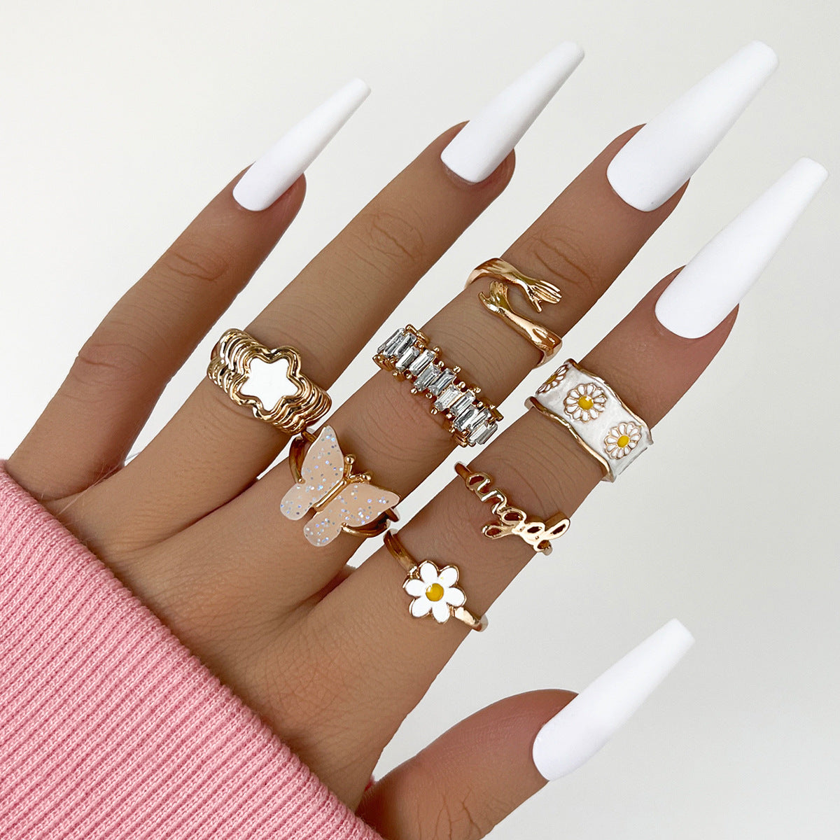 Sweet Pentagram Butterfly Daisy Hug Ring for Women